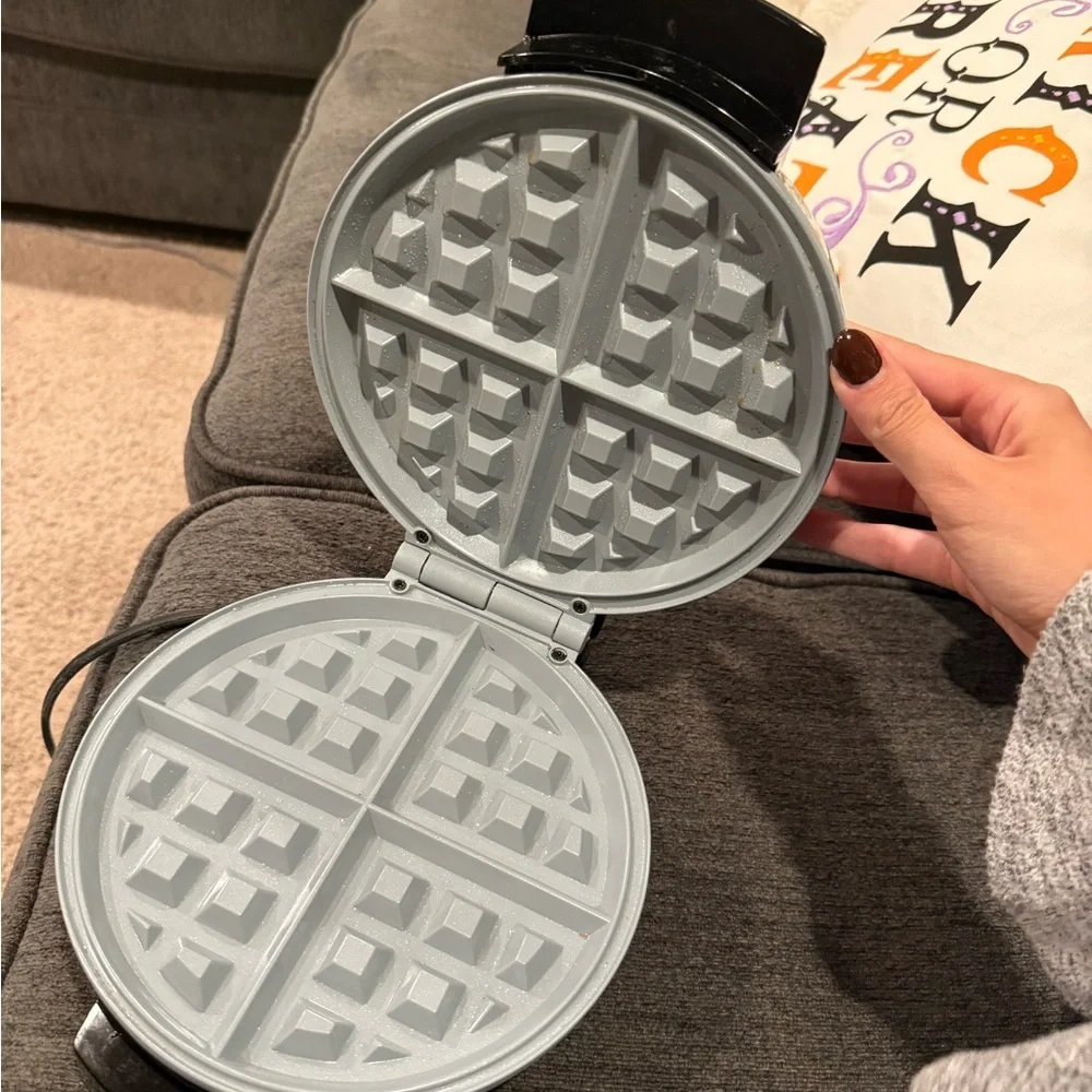 Oster Silver Waffle Maker with Black Accents
